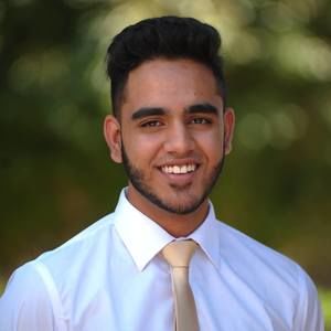 Meet your Posher, Nikhil